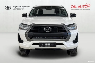 Toyota Hilux Extra Cab 4WD 2,8D Life 2026, photo 7/24