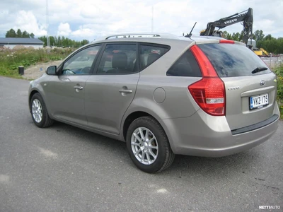 Kia Ceed 1,6 ISG EX SW EcoDynamics 2010, kuva 4/15