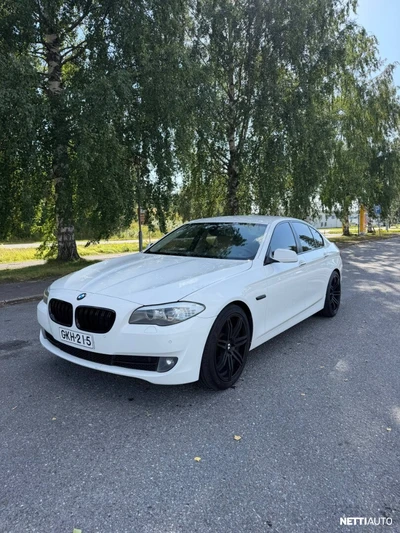 BMW 520 2012, kuva 1/10