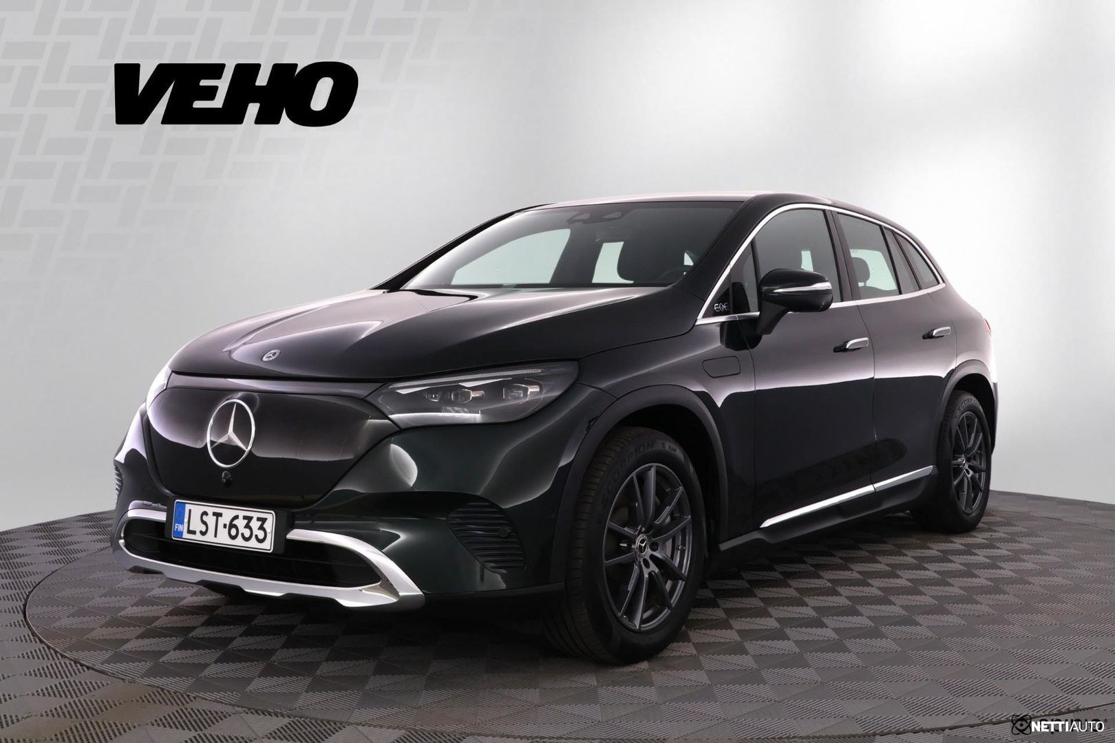 Mercedes-Benz EQE SUV