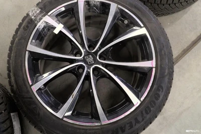 Tesla Model Y Long Range 2022, photo 8/8
