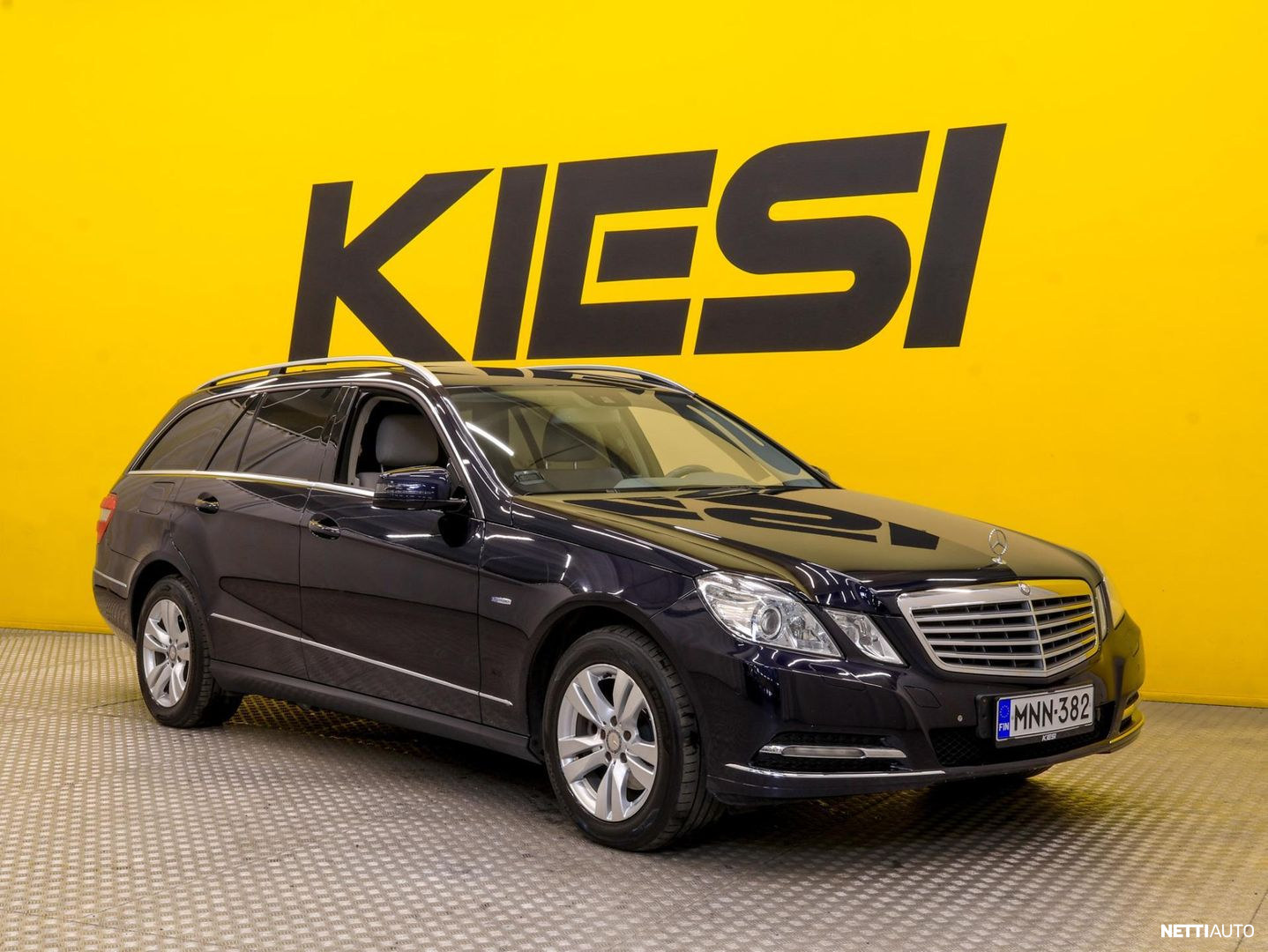 Mercedes-Benz E