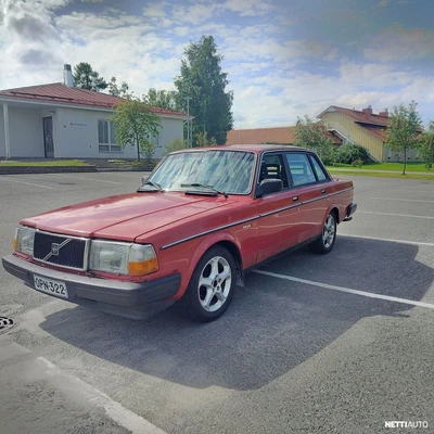 Volvo 240 1988, photo 1/11