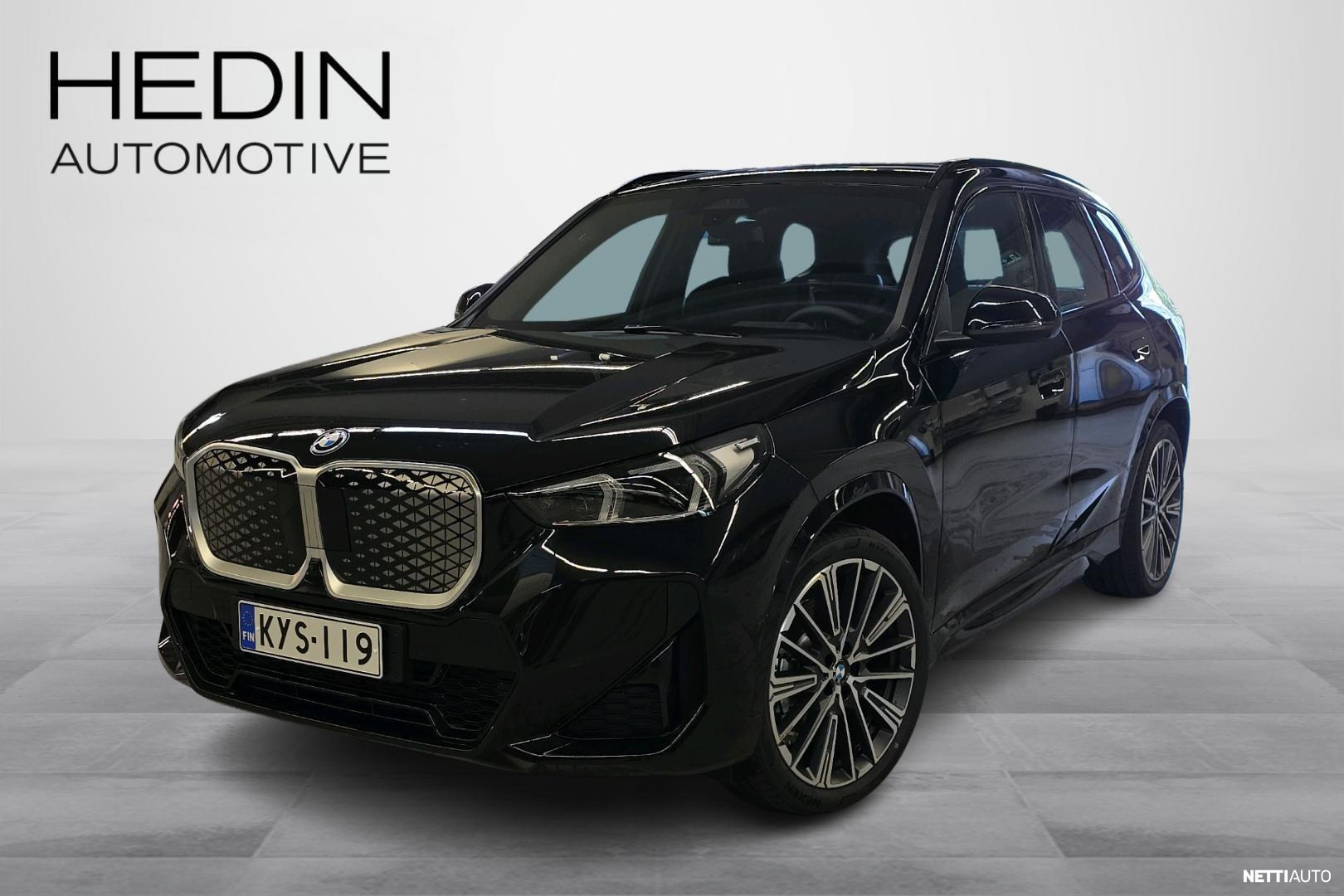 BMW iX1