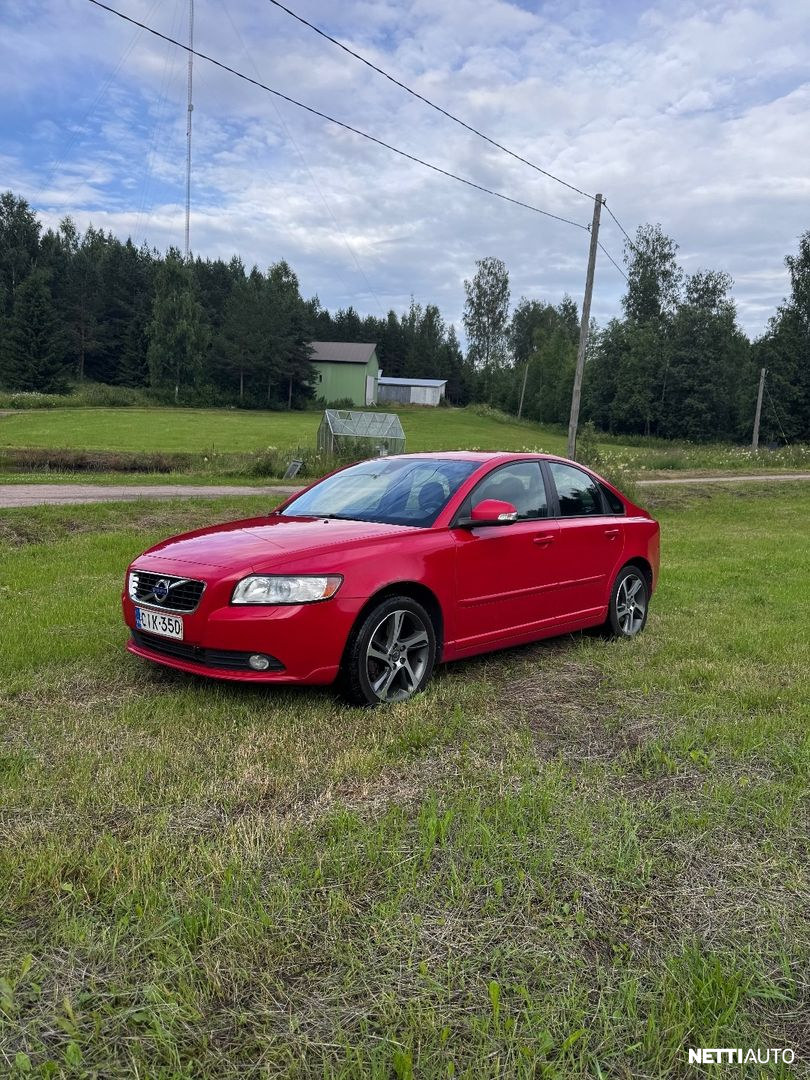 Volvo S40