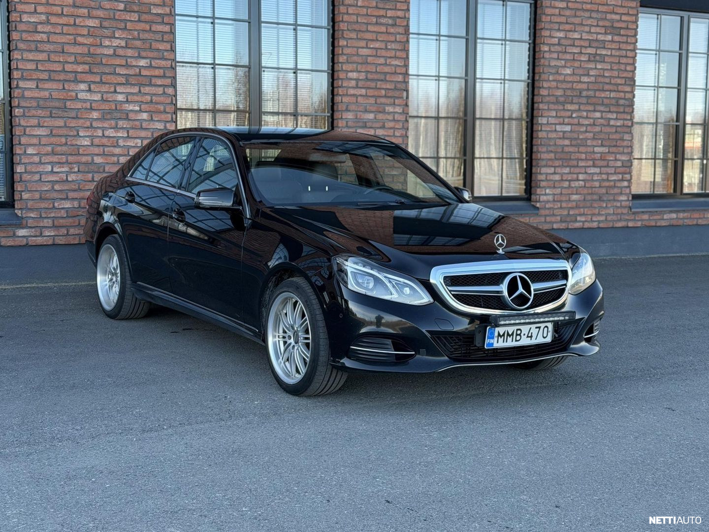Mercedes-Benz E