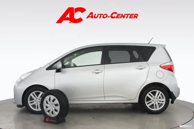 Toyota Verso-S 2012, photo 2/34