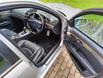 Mercedes-Benz E E 500 2002, kuva 5/9