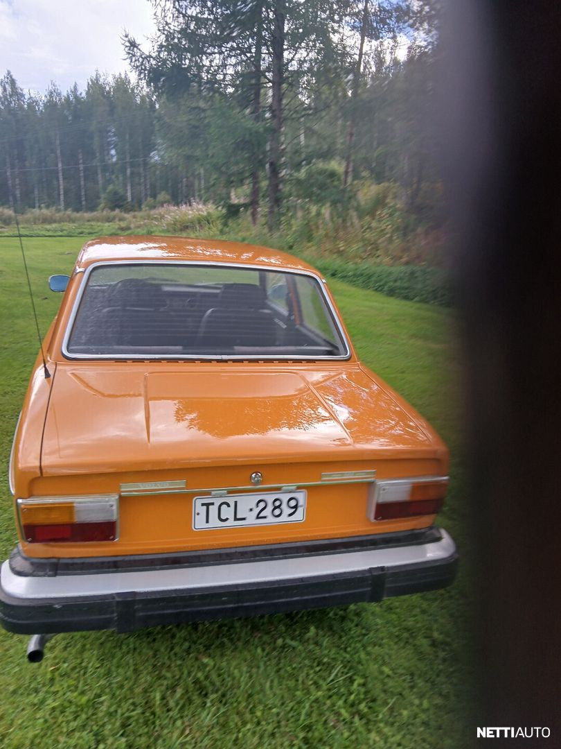 Volvo 142