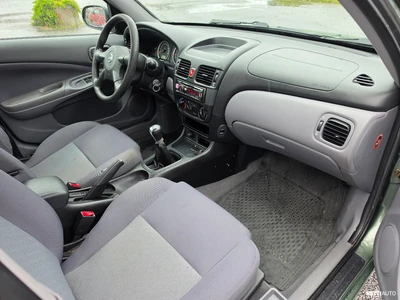 Nissan Almera 2003, photo 7/10