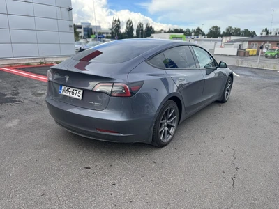 Tesla Model 3 Long Range 2022, kuva 3/9