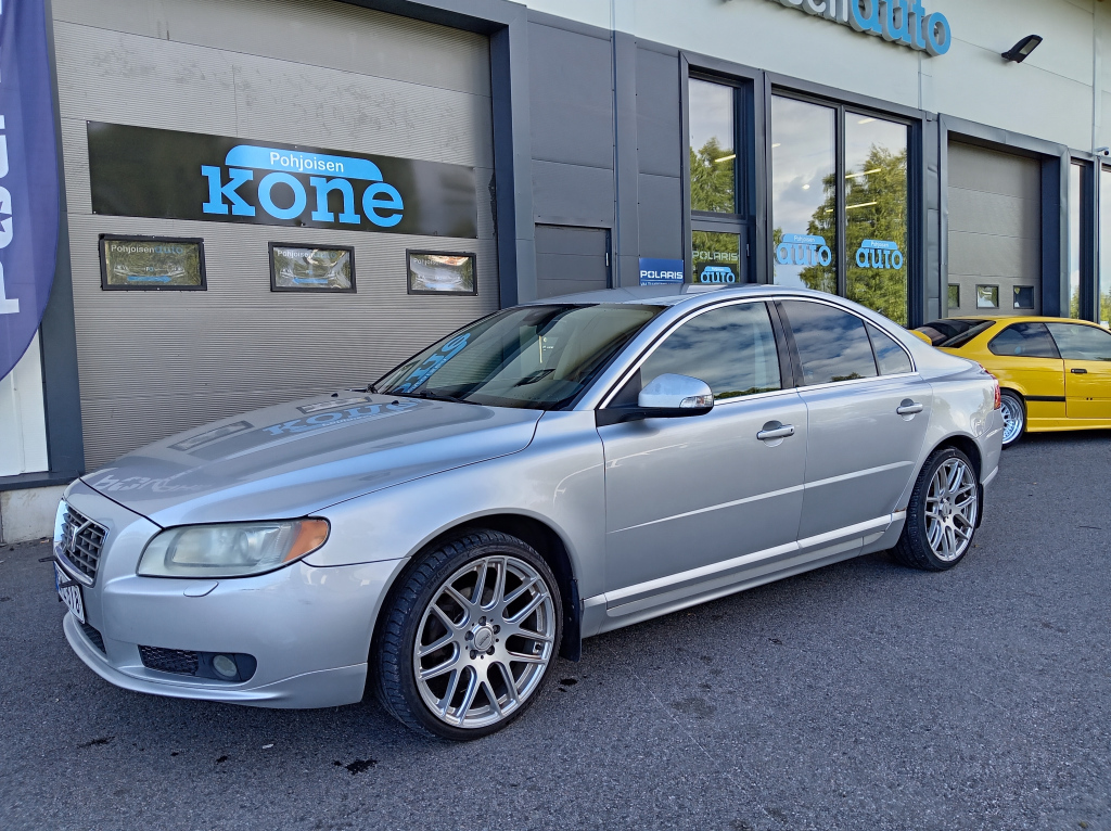 Volvo S80