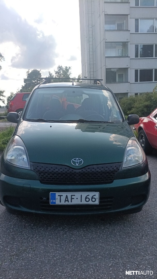 Toyota Yaris Verso
