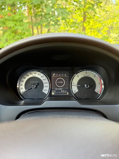 Jaguar XF 2009, kuva 6/6