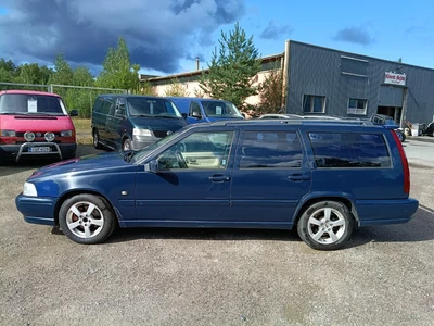 Volvo V70 1999, photo 2/9