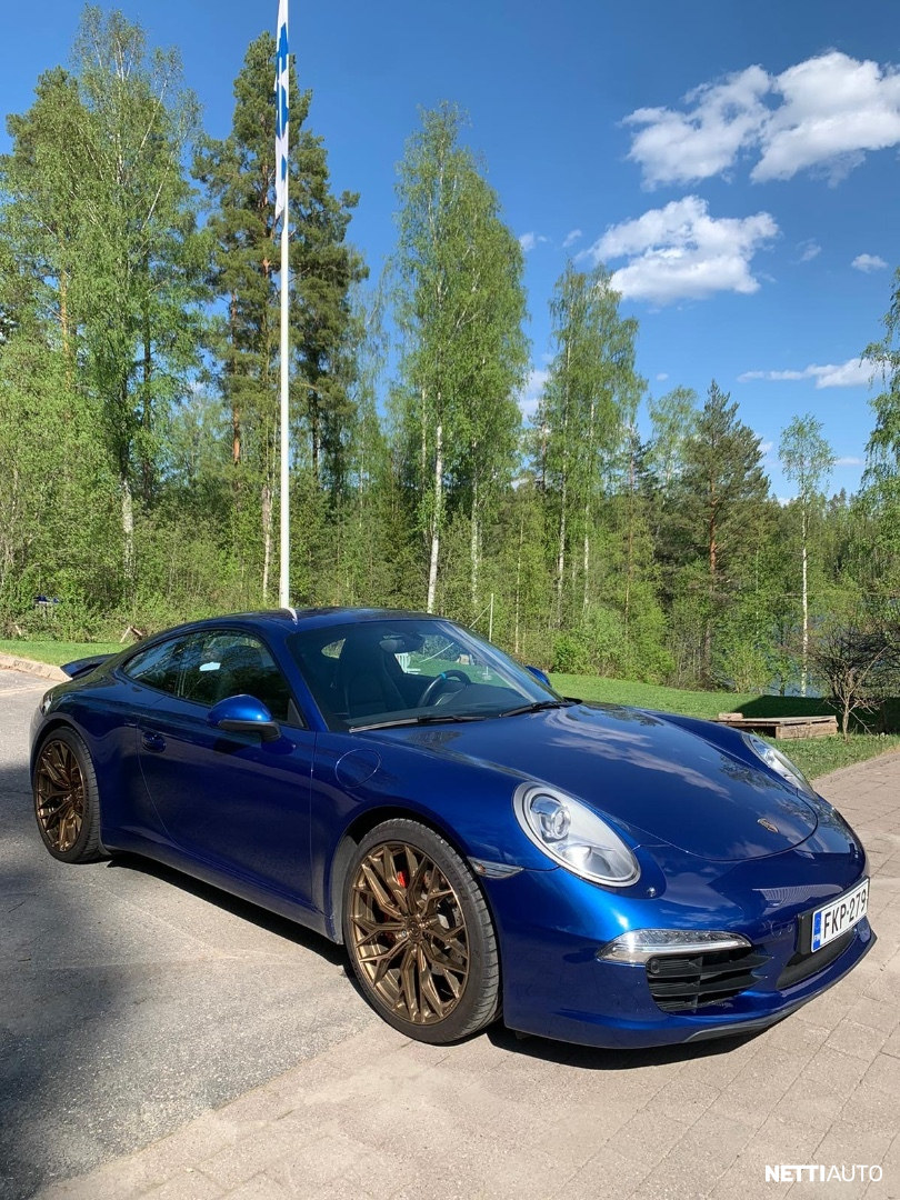 Porsche 911