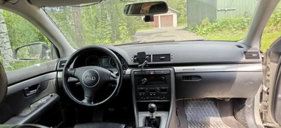 Audi A4 1,8 turbo quattro 4d 2003, kuva 3/16