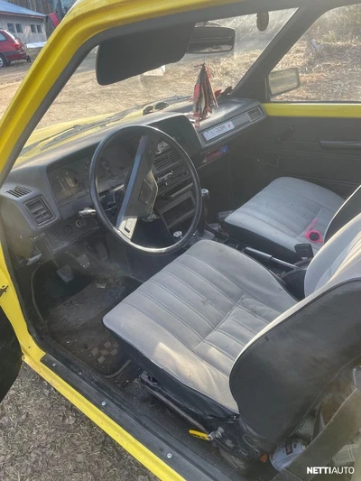 Toyota Corolla 1983, kuva 5/10