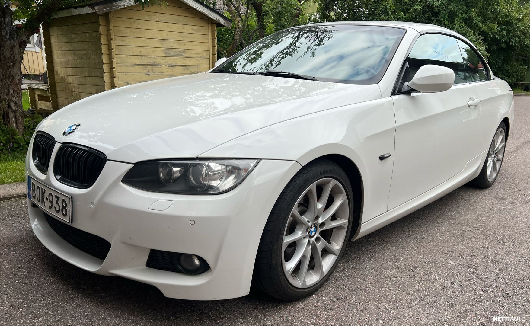 BMW 325