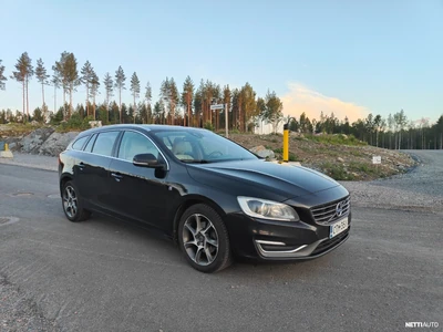 Volvo V60 D4 Ocean Race Business aut 2015, photo 3/11
