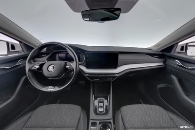 Skoda Octavia 2021, kuva 7/30