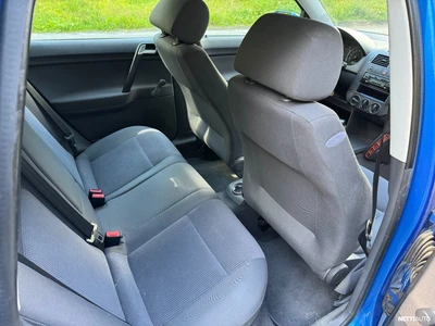 Volkswagen Polo Comfortline 1,4 55 kW 4d 2005, photo 7/10