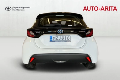 Toyota Yaris 1,5 Hybrid Active 2021, kuva 4/21
