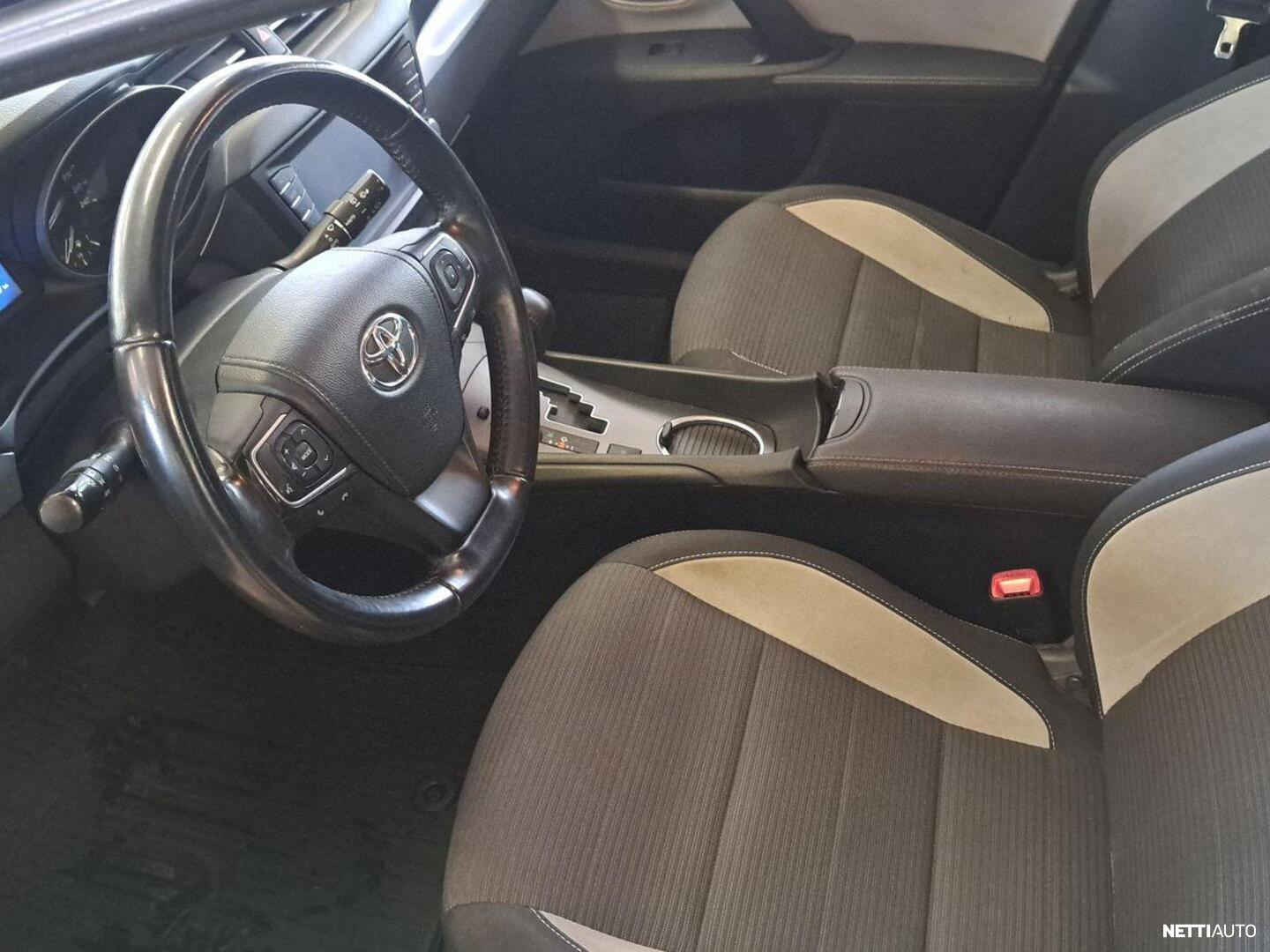 Toyota Avensis 2015, kuva 7/38