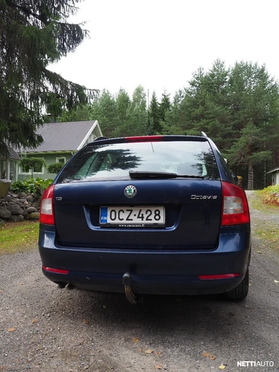 Skoda Octavia Combi 1,9 TDI Ambiente 2009, kuva 2/11