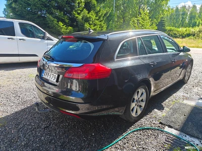 Opel Insignia 2011, photo 2/13
