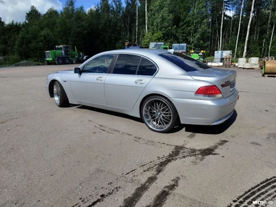 BMW 745 2002, photo 7/12