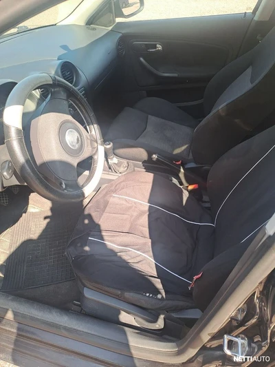 Seat Ibiza 1,4/16V Stella 5d 2003, photo 6/8