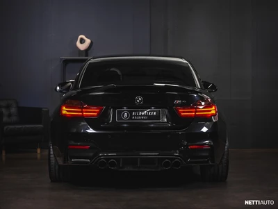 BMW M4 2015, kuva 4/15