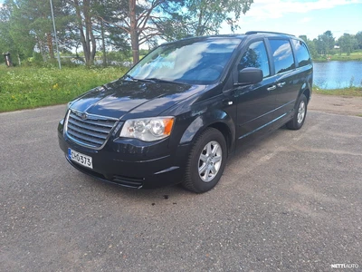 Chrysler Grand Voyager 2,8 CRD A6 LX 2010, kuva 2/21
