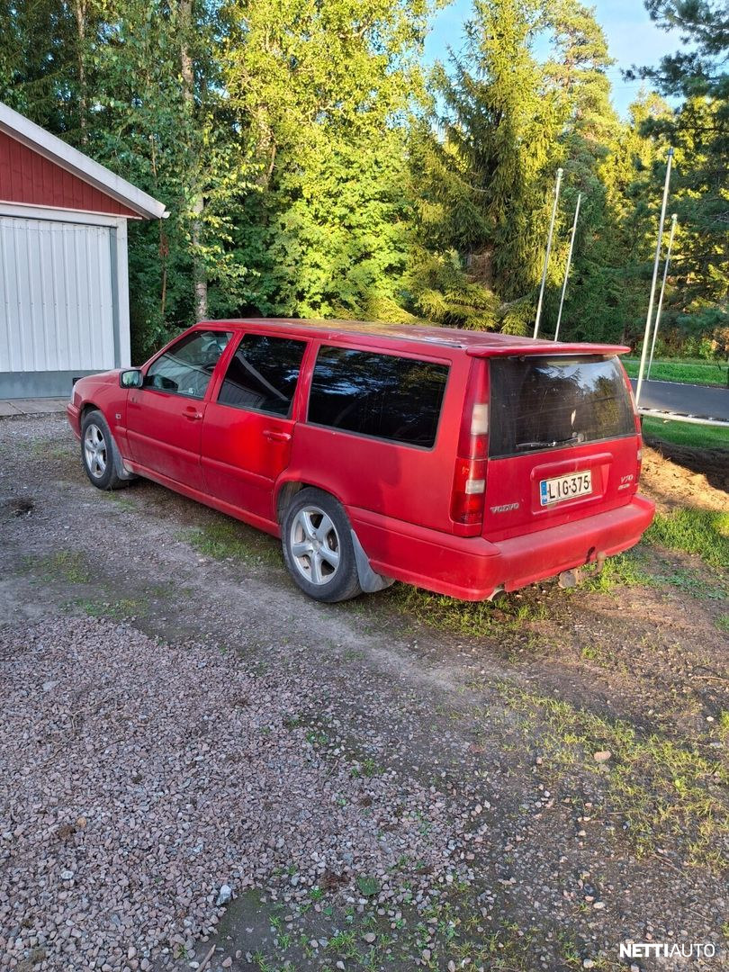 Volvo V70