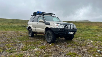 Toyota Land Cruiser 3,0 D-4D 5h 2007, kuva 2/9