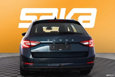 Skoda Superb 2022, kuva 7/28