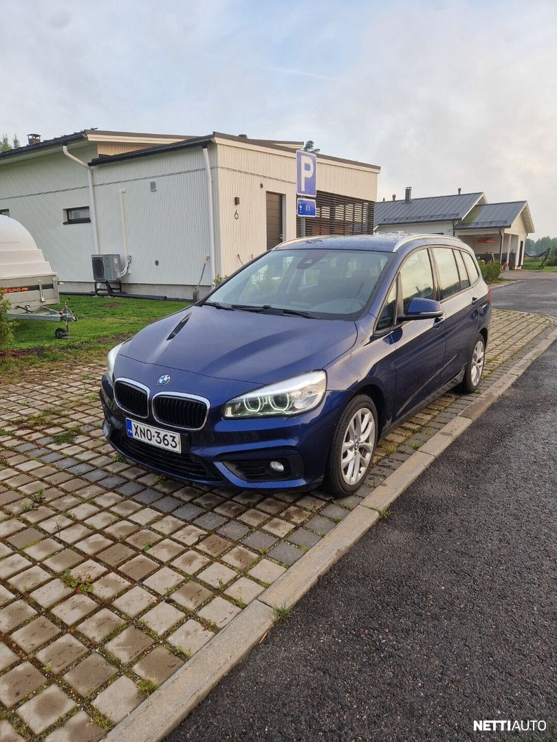BMW 218