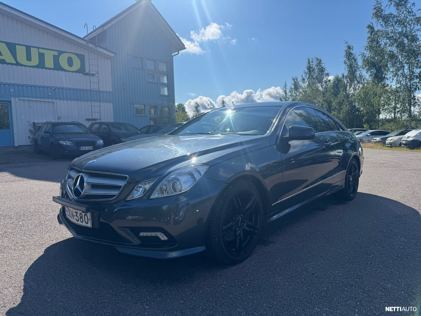 Mercedes-Benz E