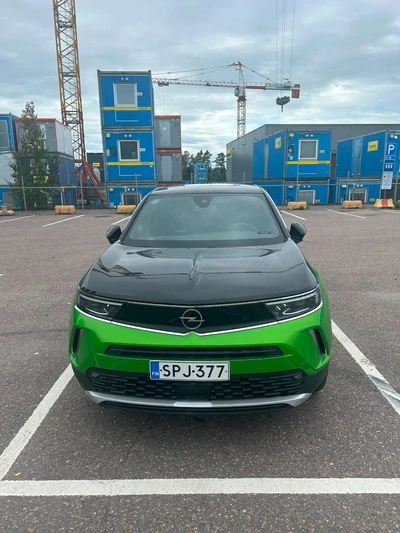 Opel Mokka-e Executive 136 automaatti 2023, kuva 2/8