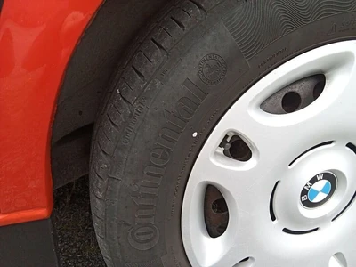 BMW 316 i 1,6 4d 1997, kuva 5/10
