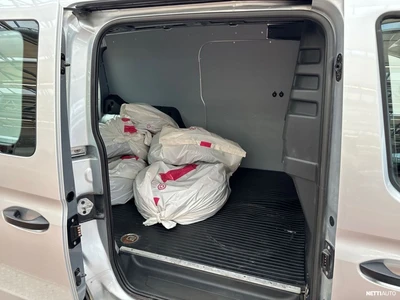 Volkswagen Caddy Maxi 2022, photo 5/19
