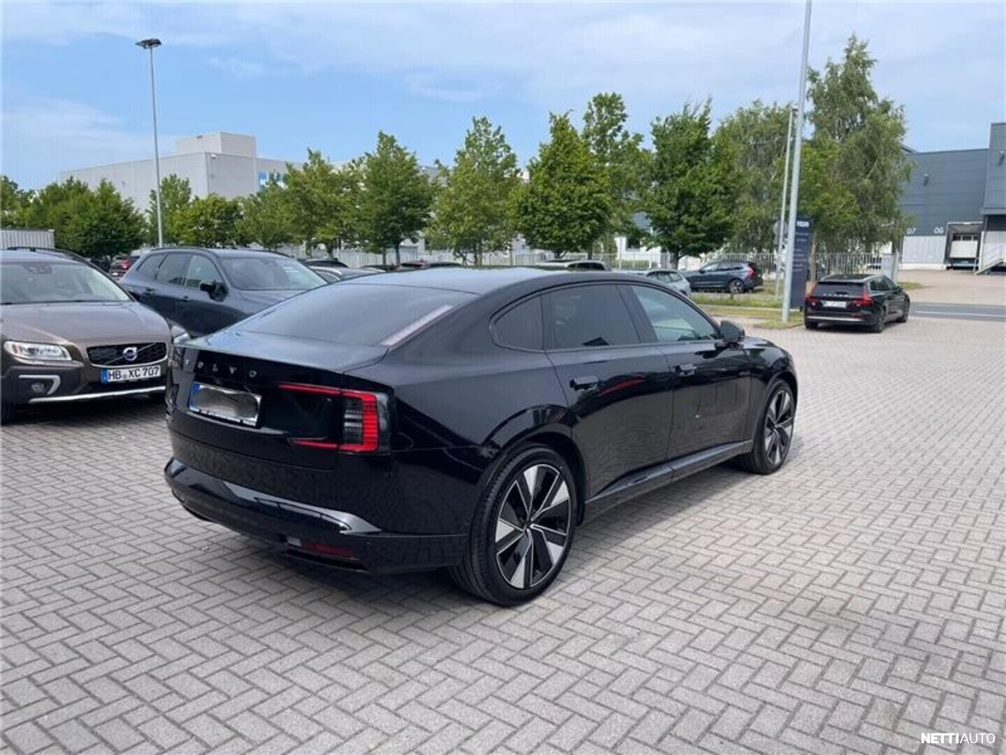 Volvo ES90