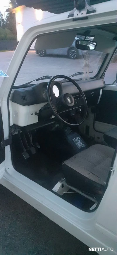 Suzuki SJ410 1983, photo 7/9