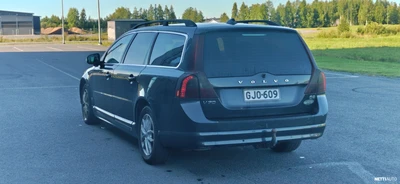Volvo V70 D3 Momentum Business aut 2011, kuva 3/9