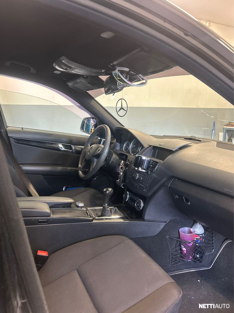 Mercedes-Benz C 2008, photo 4/7