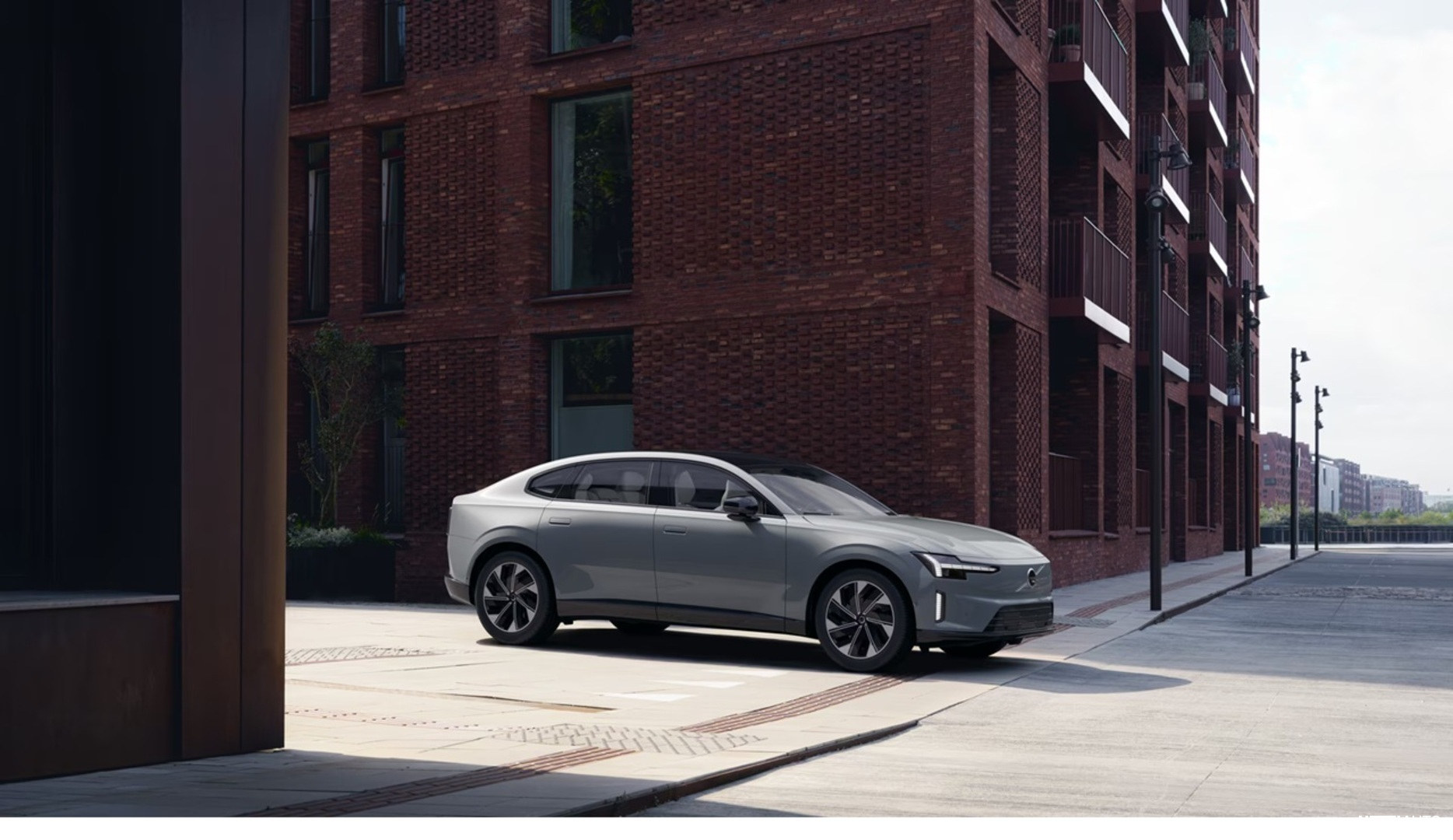 Volvo ES90