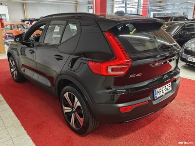 Volvo XC40 2023, photo 7/37
