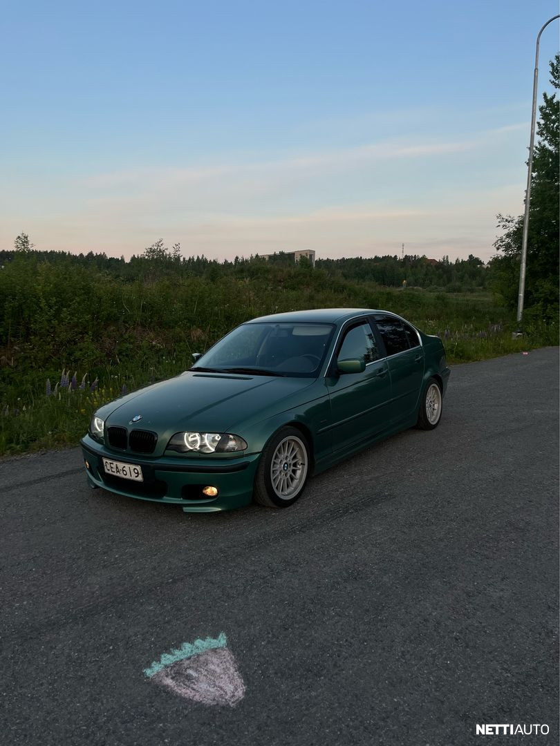 BMW 320