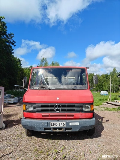 Mercedes-Benz 609 1989, kuva 2/6